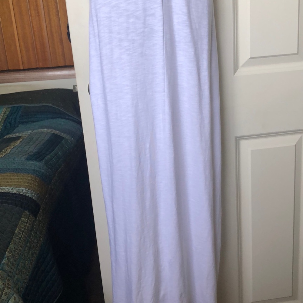 Maxi - Picture 2 of 8